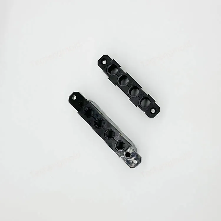 特诚科技PA66精密注塑件实拍 1